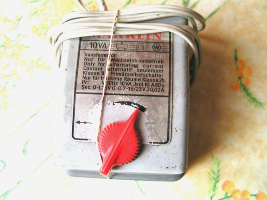 6413 MARKLIN HO - Transformator/Transformateur 10VA/220V MAERKLIN (D230003)