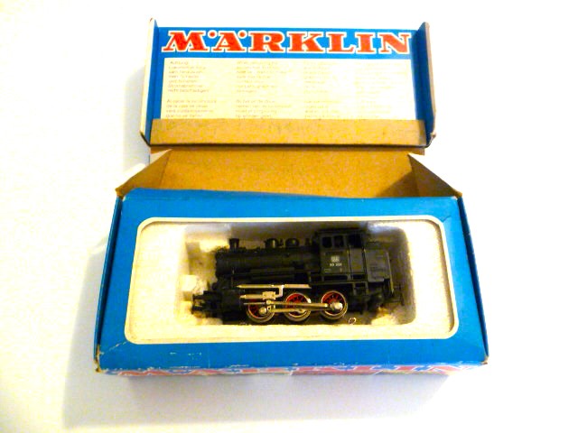 3000 MÄRKLIN HO- Tenderlokomotief/Loco à vapeur CM800 (E2100456)