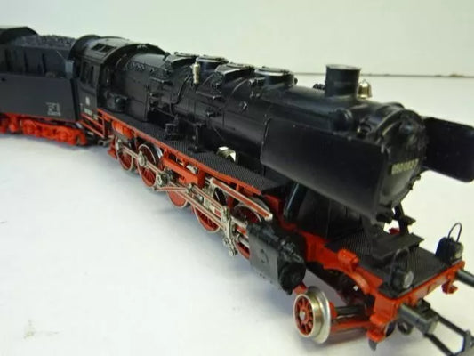 3084 MÄRKLIN HO - Stoomlokomotief BR50/Loco à vapeur + tender (E2500591)
