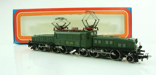 3356 MÄRKLIN HO- Digital 5 polige Zwitserse krokodil BR BE 6/8 OVP (E2500616)