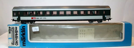 4124 MÄRKLIN HO–Zwitserse personenrijtuig/Suisse voiture passagier SBB(E250011)