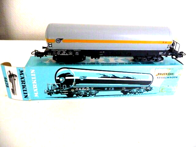 Märklin HO AC : CFF fourgon léger Nr 348/4 en tôle (Gebraucht) in Märklin HO AC : CFF fourgon léger Nr 348/4 en tôle (Gebraucht) in