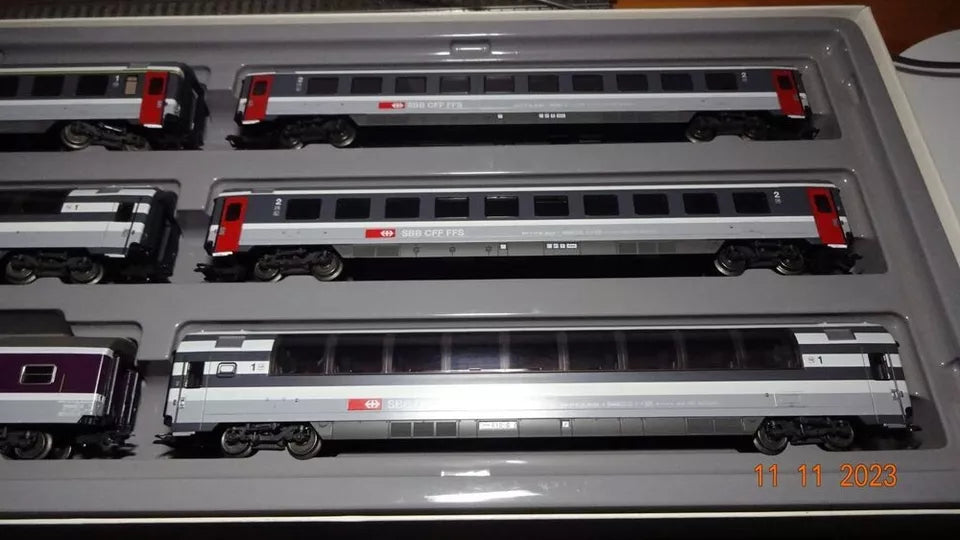 4367 Marklin HO -Zwitserse EuroCity Wagenset SBB/Suisse Eurocity set (E2500171)