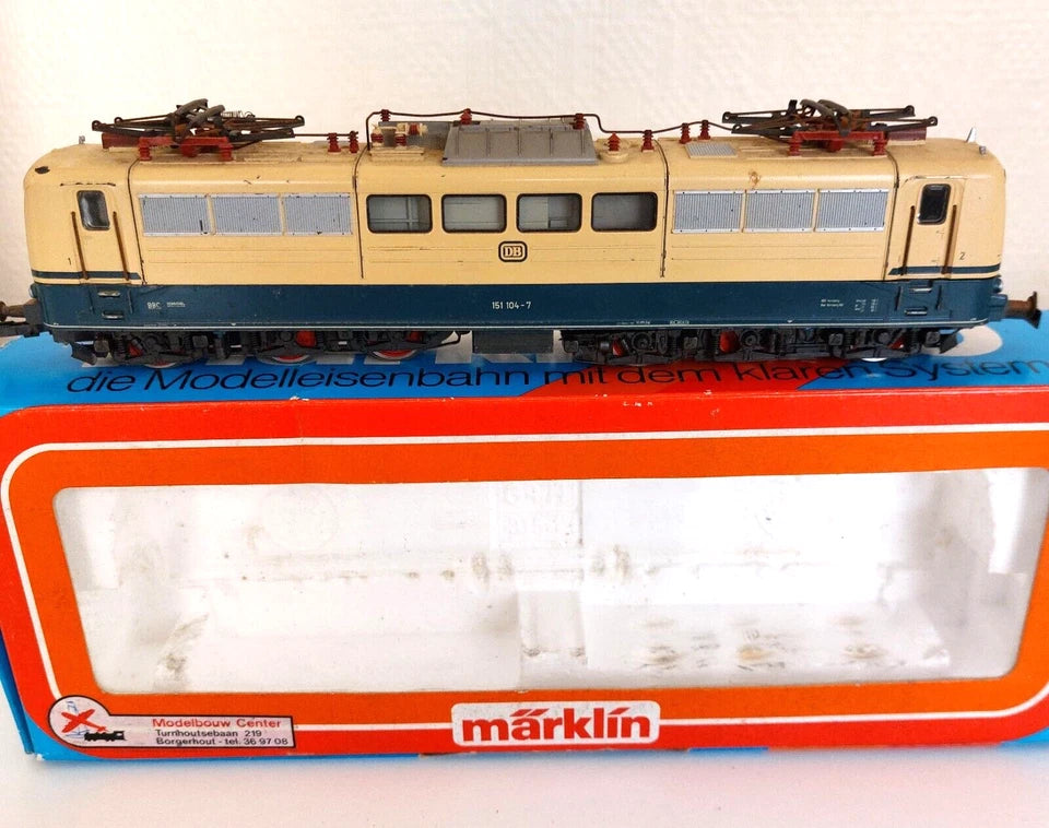 3058 MÄRKLIN HO- E-Lok serie 151/E-Loco serie 151 OVP (E2500583)