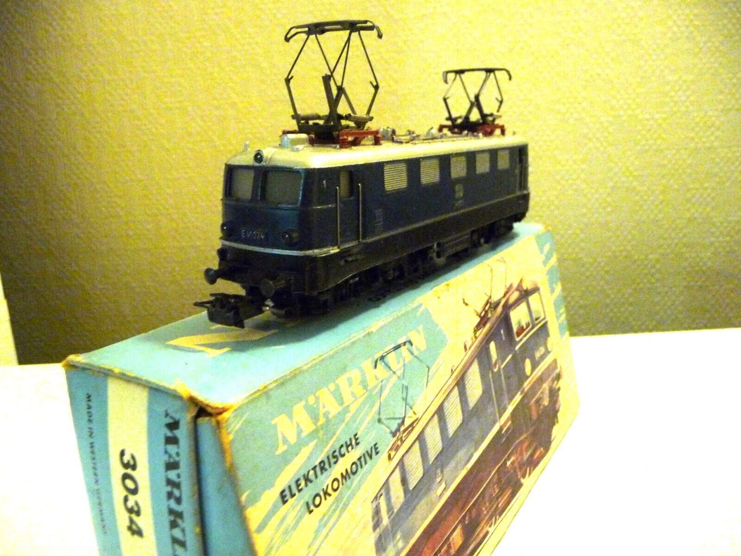 3034 MÄRKLIN HO - E-Lokomotief BR141/ E-loco (E2300637)