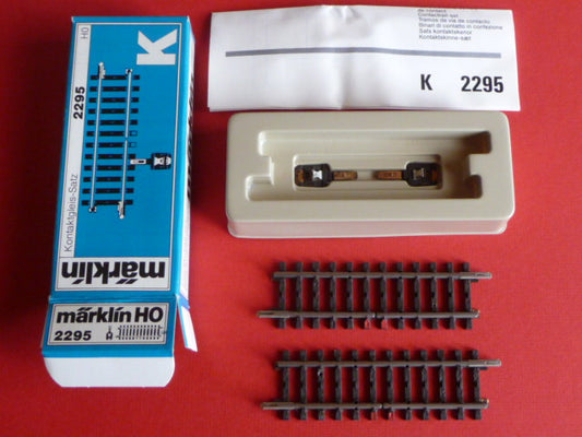 2295 MARKLIN- 1 x K-RAILS SET KONTAKTRAILS/VOIES K SET CONTACT DROITS OVP (B2200376)