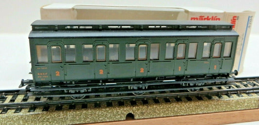 4204 Marklin HO - Comparimentwagen/Wagon compartiment SNCF OVP (E2102027)